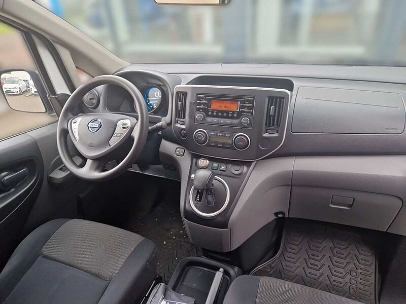 Nissan NV200 e-Kasten Comfort-Optionspaket 5T Optionen: Verglasungspaket Gittertrennwand